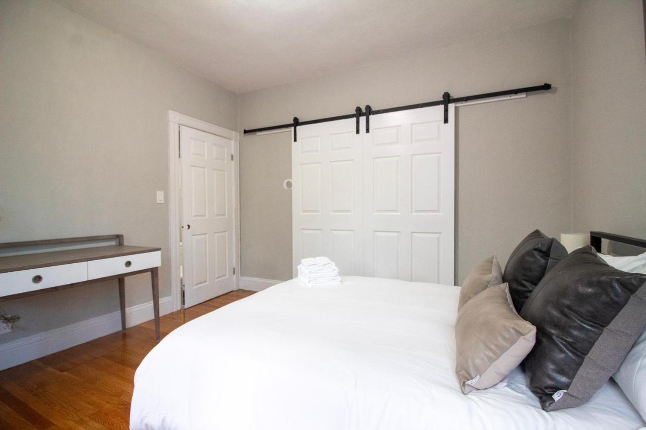 2 Bedroom Condo Close To Boston And Cambridge With Free Parkings Zewnętrze zdjęcie