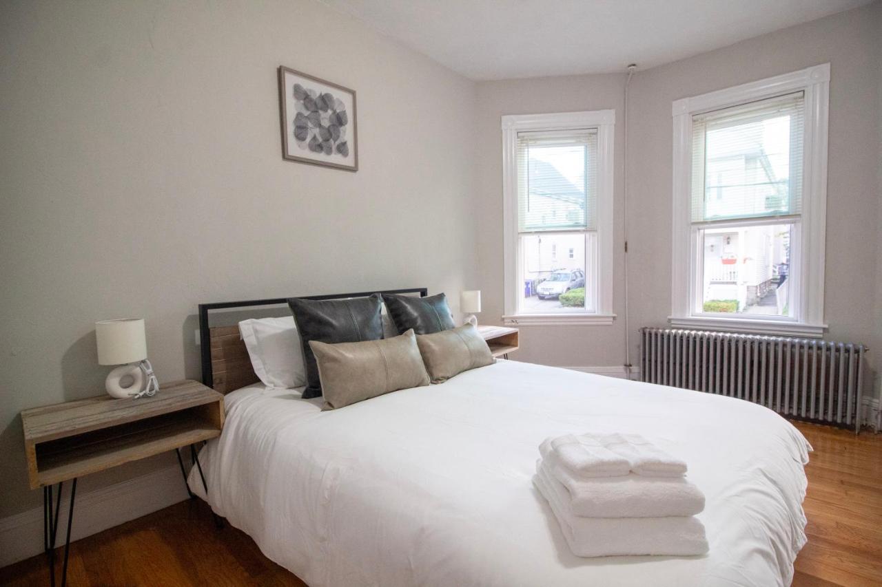 2 Bedroom Condo Close To Boston And Cambridge With Free Parkings Zewnętrze zdjęcie