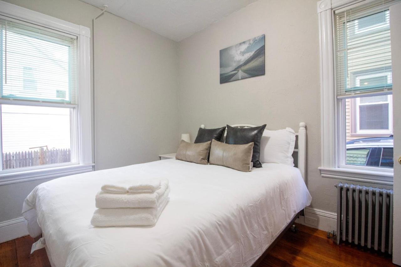 2 Bedroom Condo Close To Boston And Cambridge With Free Parkings Zewnętrze zdjęcie